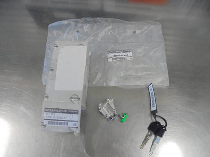 Nissan Qashqai Genuine Key And Drivers Lock Set New Part