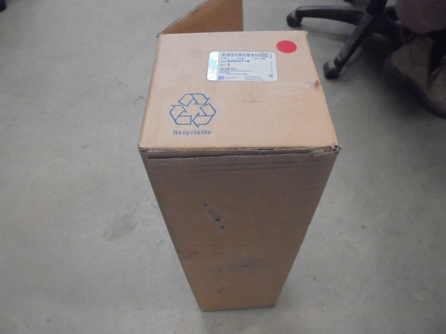 Holden Captiva 5 Genuine Right Hand Front Shock Absorber New Part