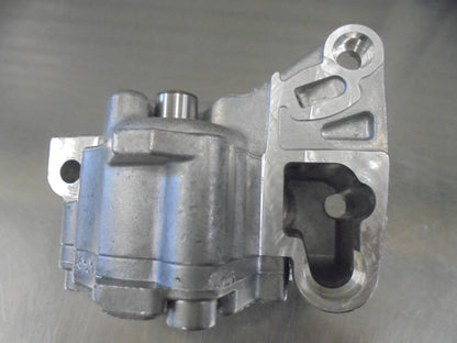 VW Passat 2.0Ltr Diesel Genuine Oil Pump Assy New Part