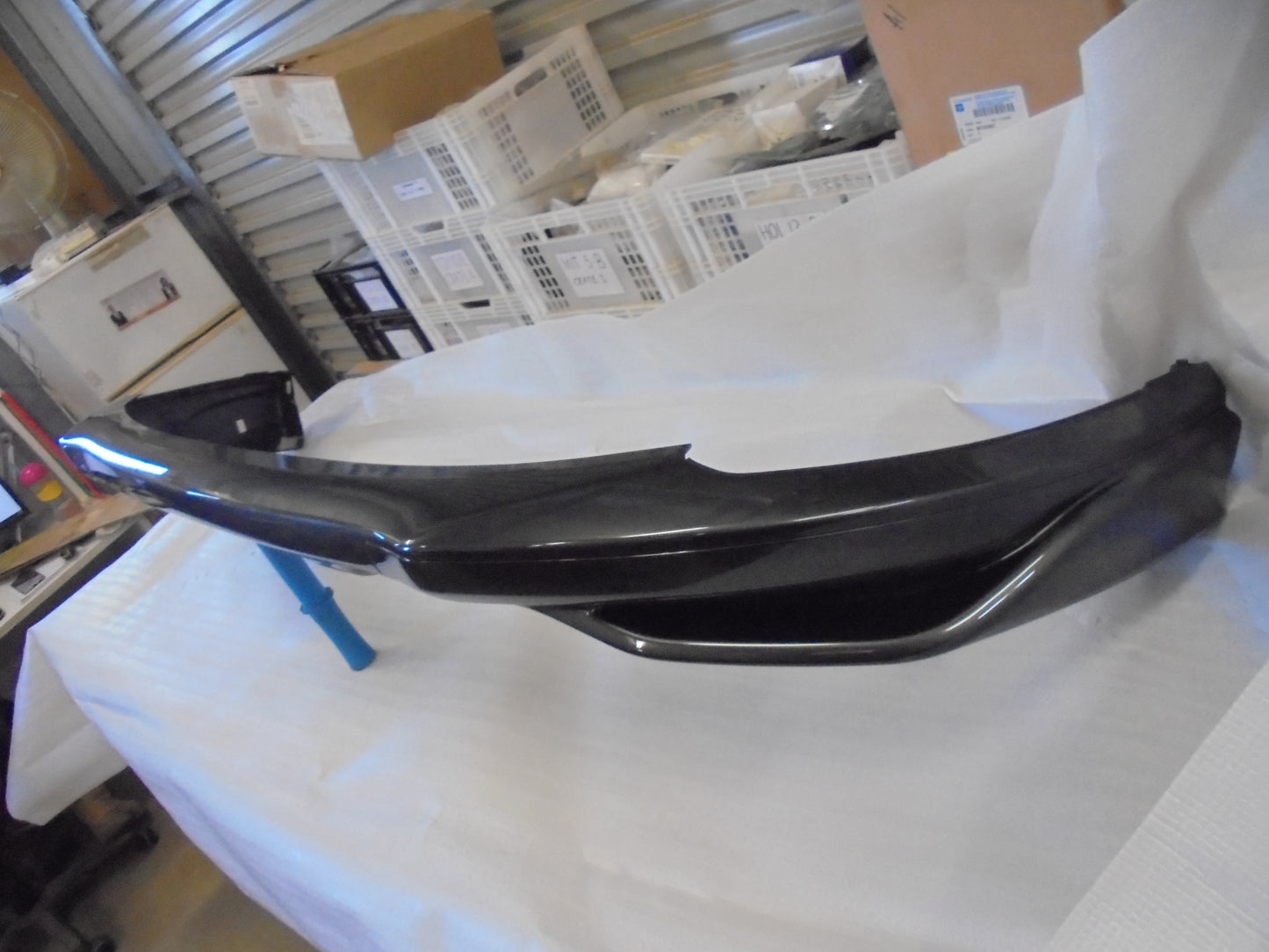 Mitsubishi Outlander Genuine Lower Front Spoiler (Air Dam) Factory Gray New Part