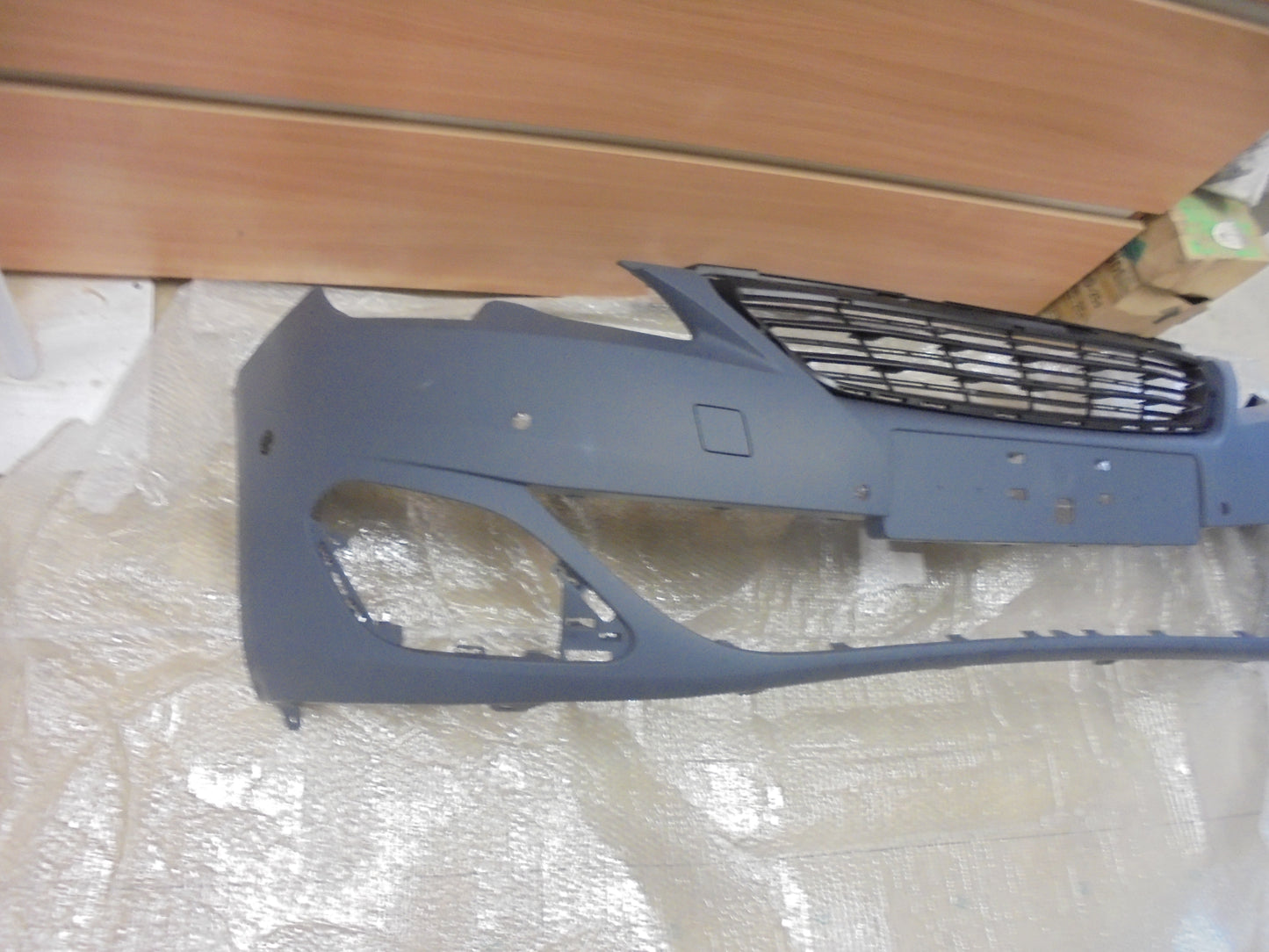 Peugeot 308 Hatch Back -Wagon Genuine Front Bar Cover New Part