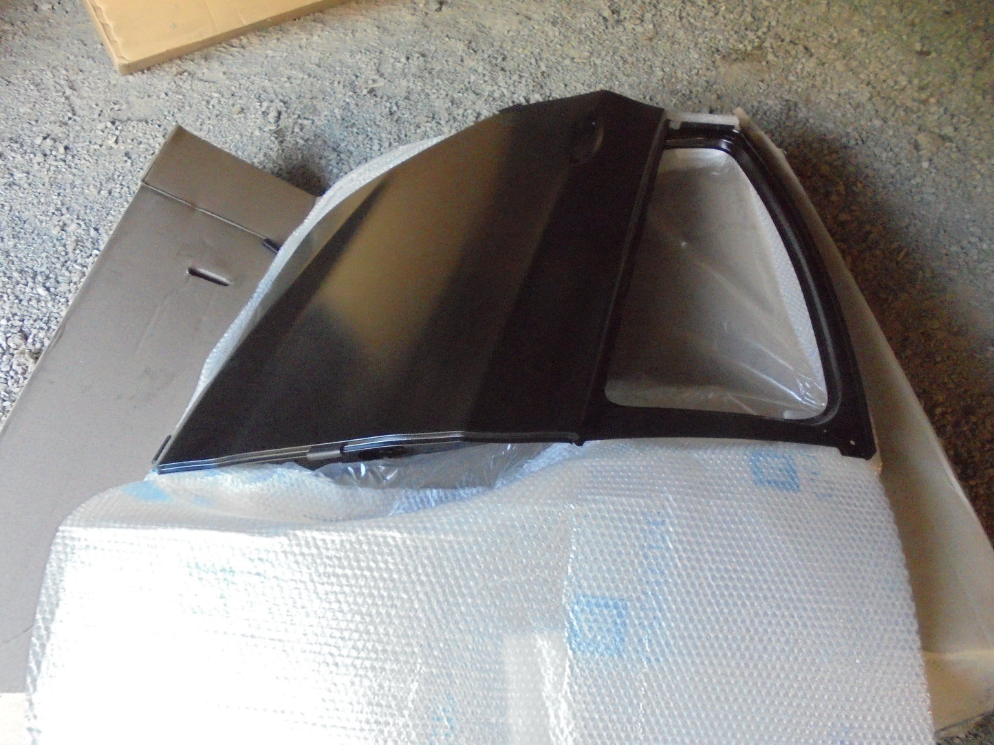 Holden Astra Genuine Right Hand Rear Door ASM New Part