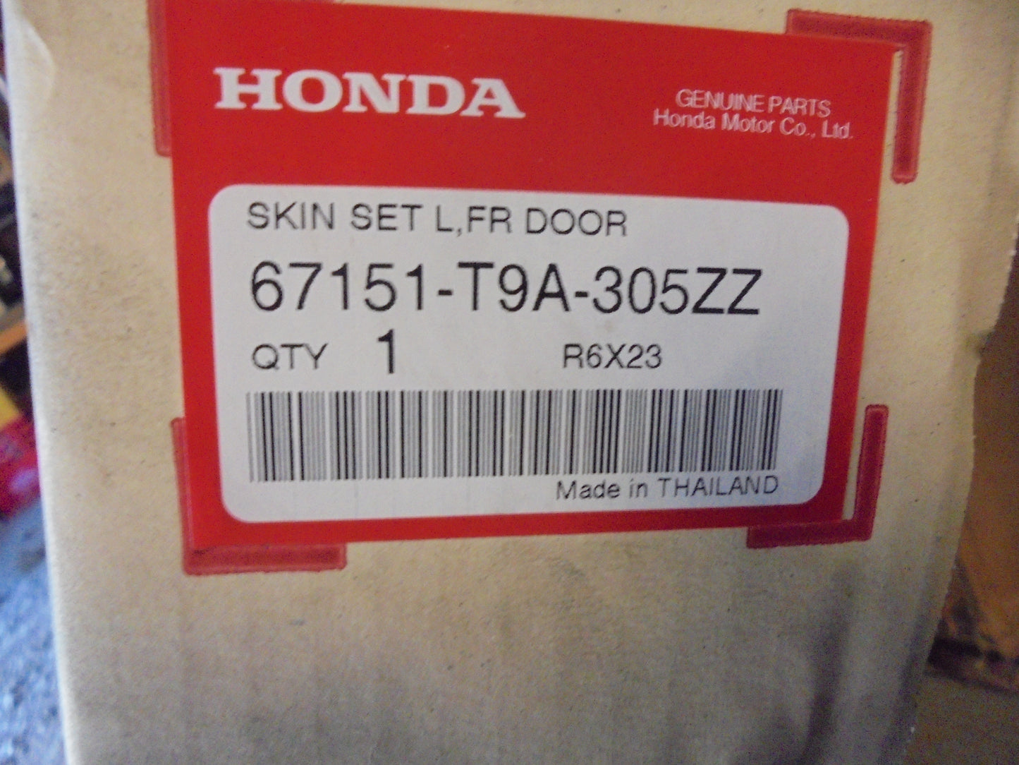 Honda Civic Genuine Left Hand Front (Passenger) Door Skin New Part
