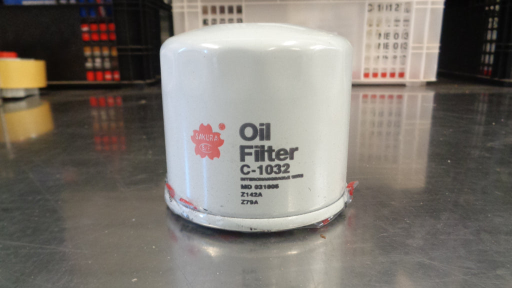 Sakura Oil Filter suits Ford Holden Isuzu Mitsubishi New Part – Half ...