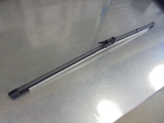 Holden Barina TK Genuine Right Hand Front Replacement Wiper Blade New Part