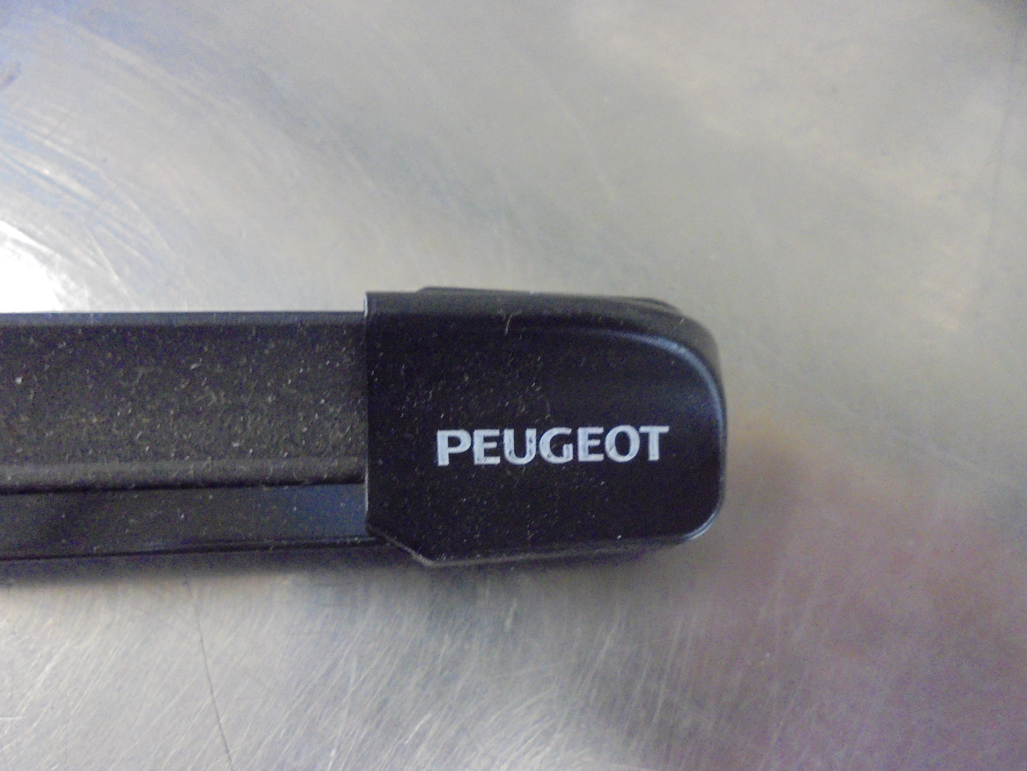 Peugeot Partner Genuine Left Hand Front Wiper Blade 400mm 16Inch New Part