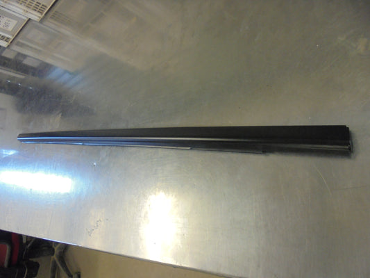 Mitsubishi Galant Genuine Passenger Front Door Belt Weatherstrip New Part