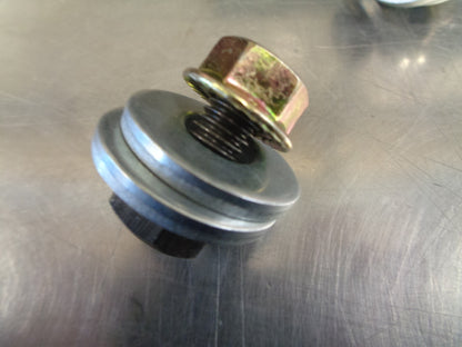 Nissan D22 Navara Genuine Winch Mounting Kit New Part