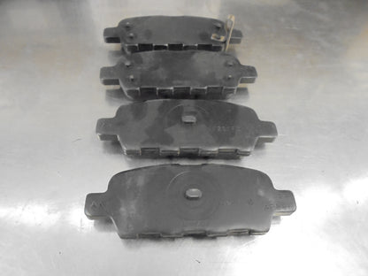 Nissan Skyline-Tiida-Qashqai-Pulsar-Murano-Leaf Genuine Rear Brake Pads New Part