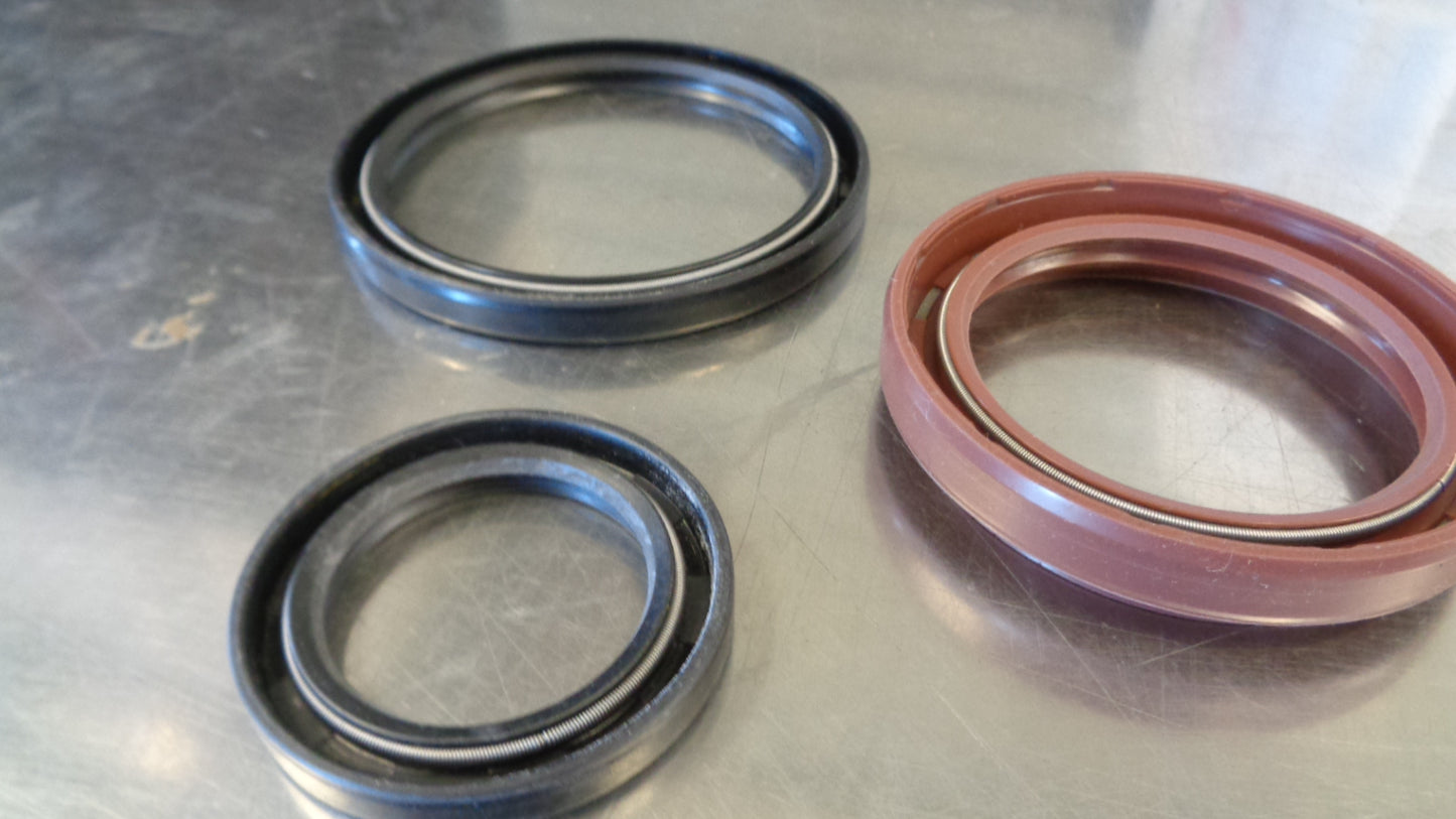 Endurotec Oil Seal Kit suits Toyota 1KDFTV New Part