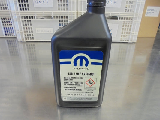 Jeep Genuine Manual Transmission Fluid NSG370/NV3500 1Ltr New Part