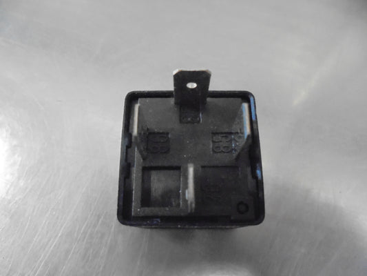 Holden Captiva Genuine Under Bonnet Fan Relay New Part