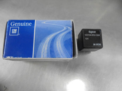 Holden Captiva Genuine Under Bonnet Fan Relay New Part