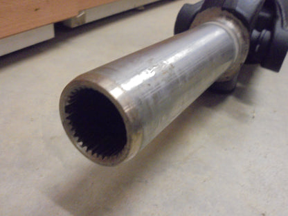 Nissan Navara D40M V9X Genuine Rear Tail Shaft Assembly New Part