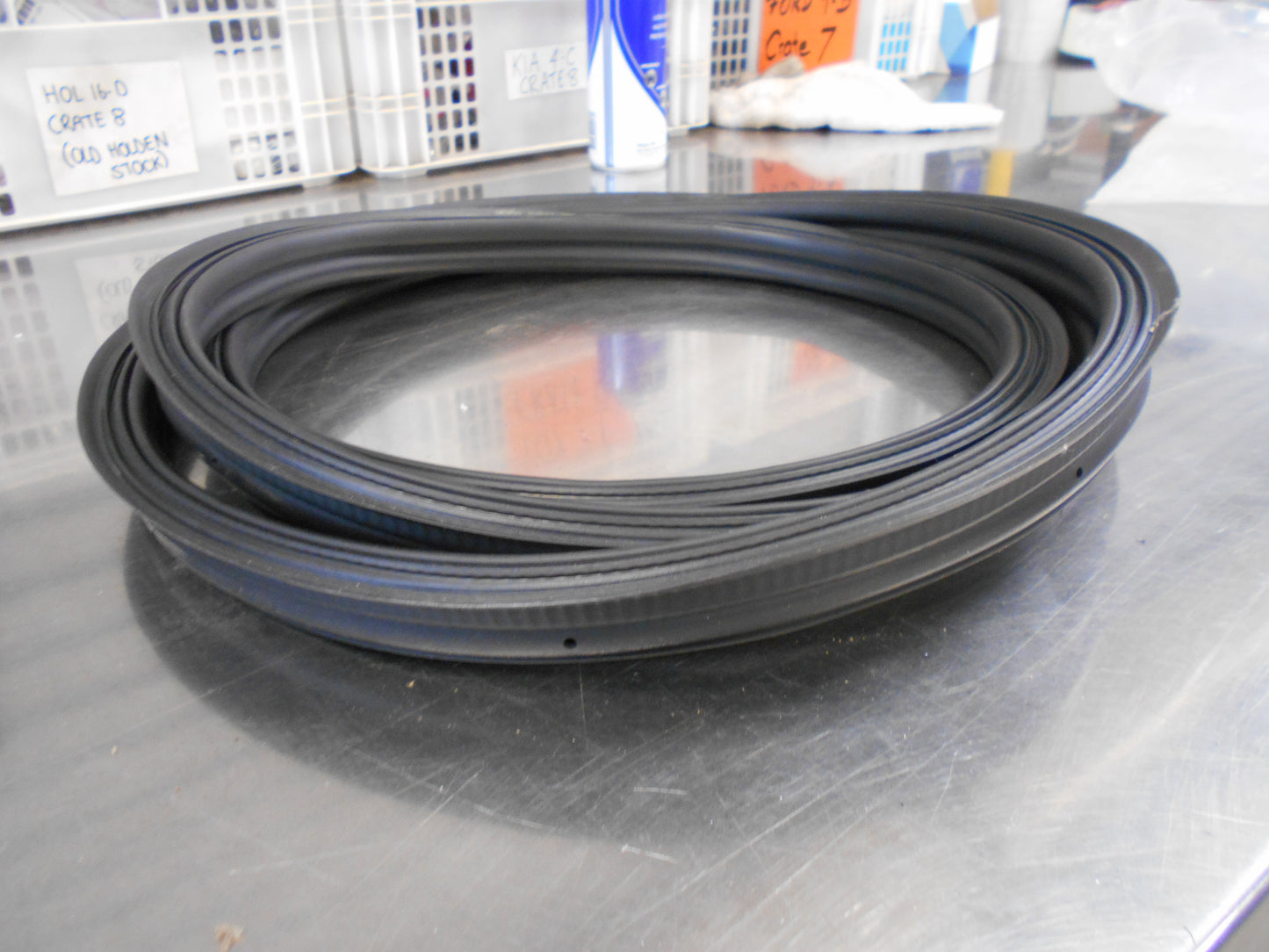 MG ZS Genuine Tailgate Weatherstrip New Part