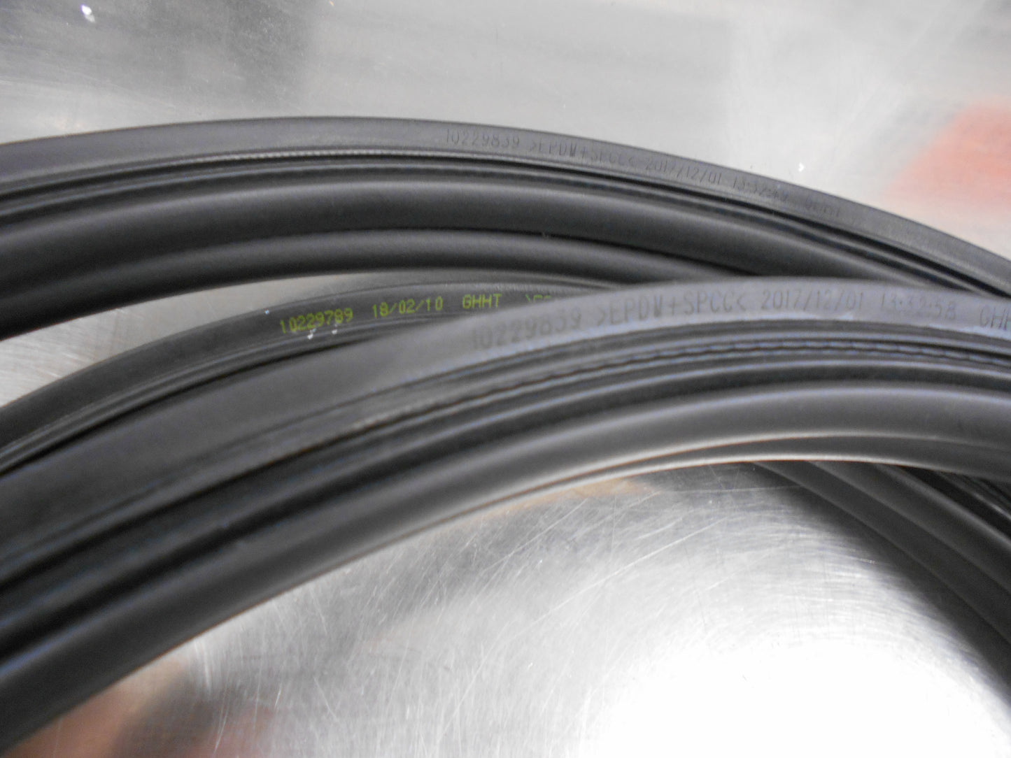 MG ZS Genuine Tailgate Weatherstrip New Part