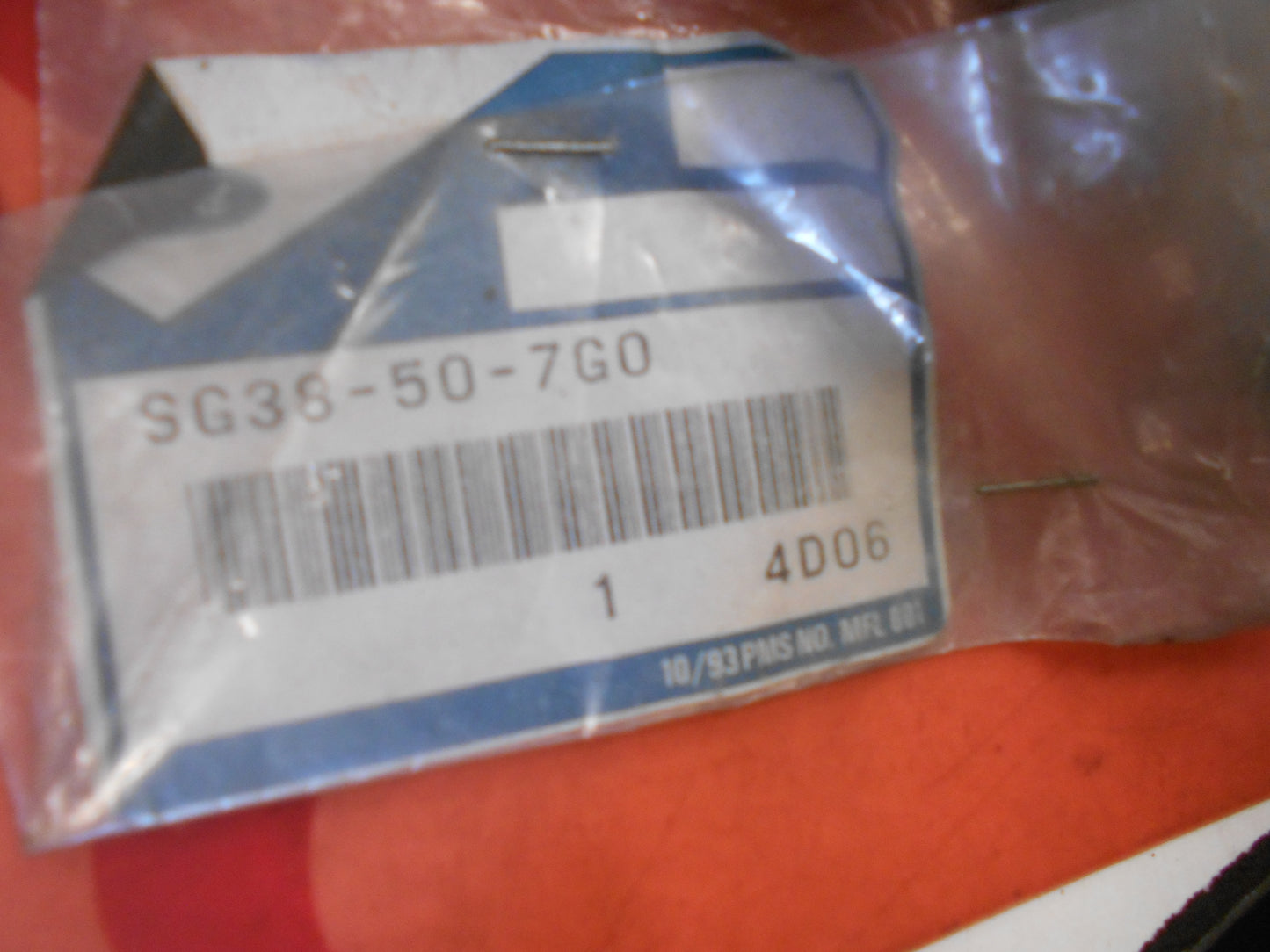 FORD ECONOVAN Genuine Lower / Left Hand HeadLamp Mould New Part