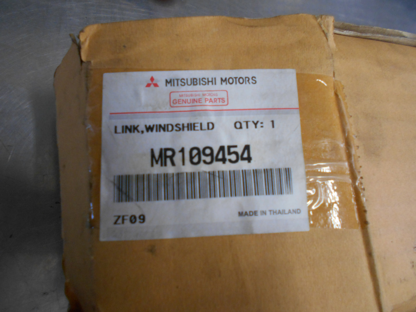 Mitsubishi Triton MK Genuine Windscreen Wiper Link New Part