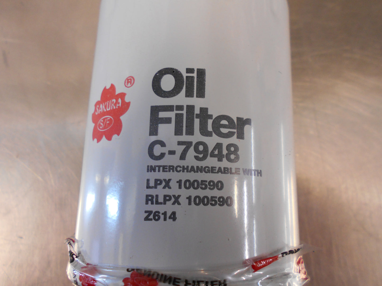 Sakura Engine Oil Filter Suits Land Rover Defender / Discovery New Part
