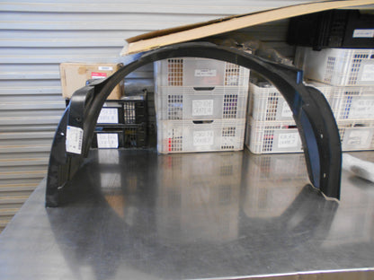 Holden Trailblazer Genuine Front Right Hand Wheel Guard Liner New Part