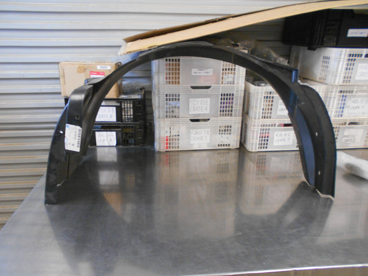 Holden Trailblazer Genuine Front Right Hand Wheel Guard Liner New Part