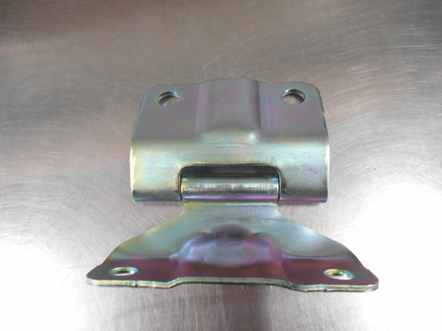 MItsubishi Triton Genuine Rear Tailgate Door Hinge New Part