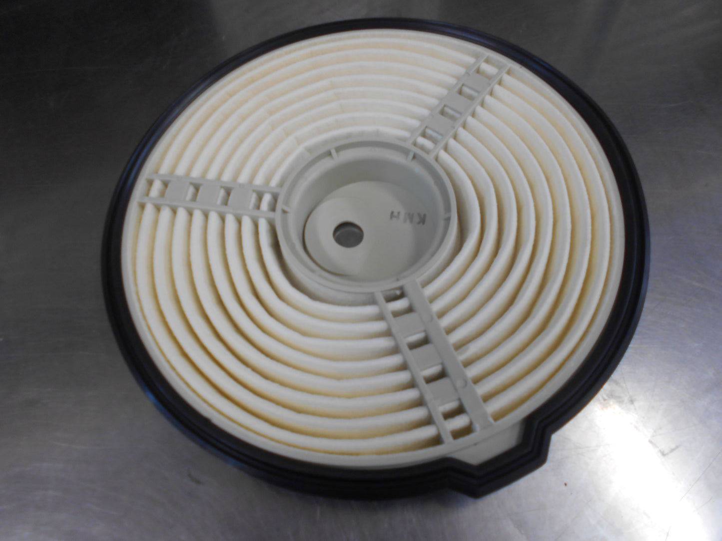 Holden Barina/ Suzuki Swift Genuine Air Filter New Part