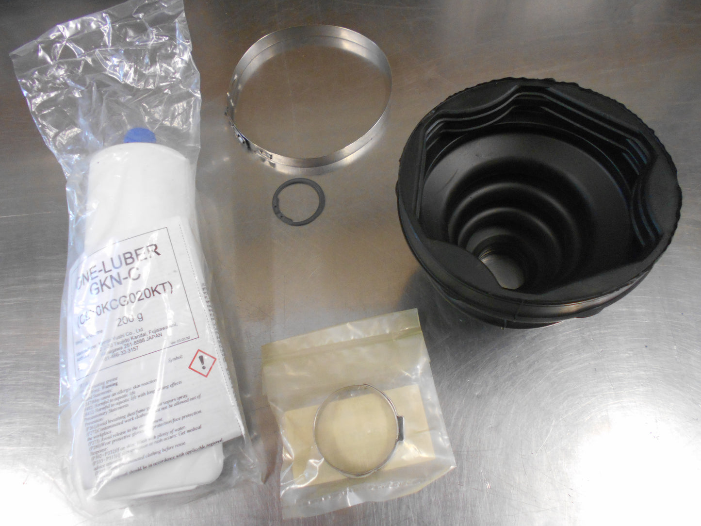 Nissan Maxima Genuine Inner Dust Boot Repair Kit New Part