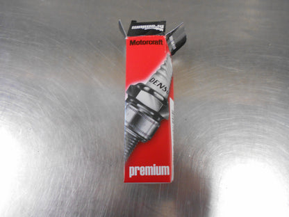 Volkswagen Golf/Honda Odyssey/Accord Motorcraft Spark Plugs New Part