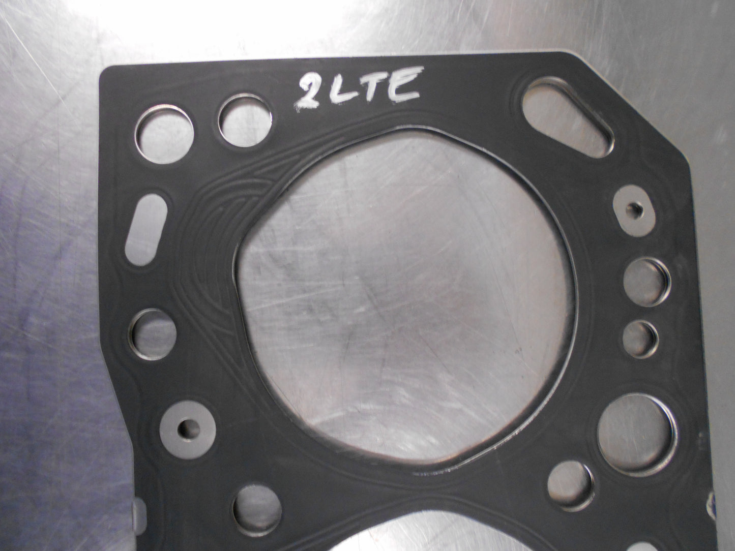 Cylinder Head Gasket Suits Toyota Hilux New Part