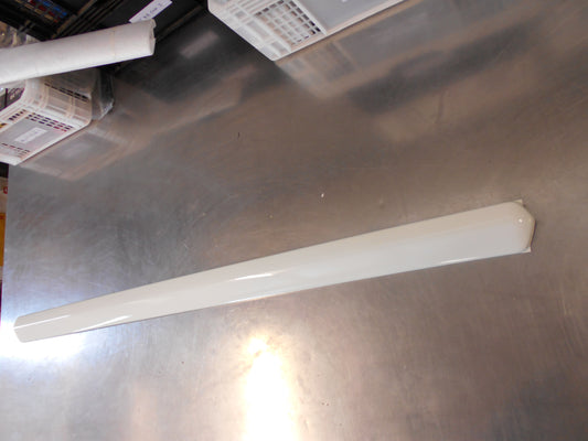 Isuzu D-Max Genuine Front Right Hand Door Moulding New Part