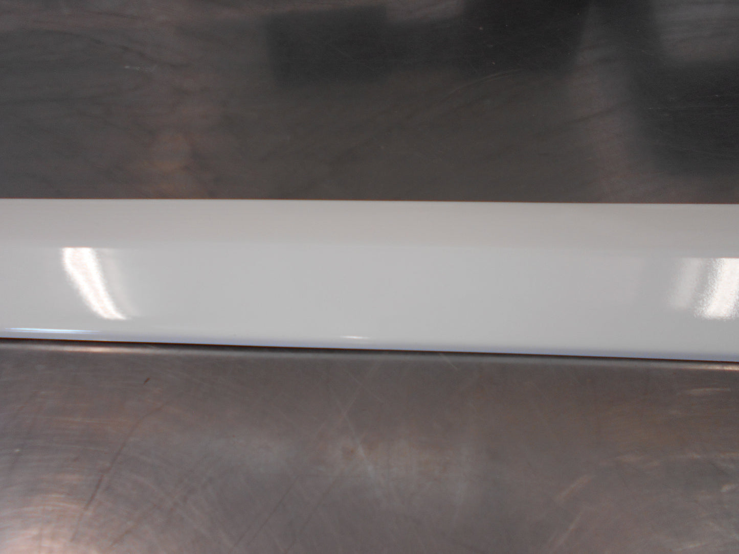 Isuzu D-Max Genuine Front Right Hand Door Moulding New Part