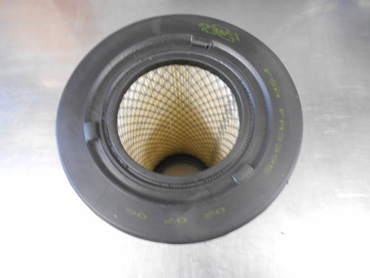 Sakura Air Filter Suits Nissan D22 Navara New Part