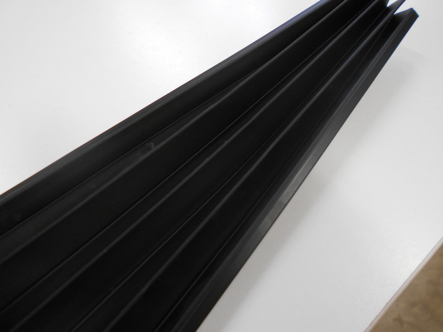 Holden Captiva Genuine Sunroof Rubber Side Cover New Part