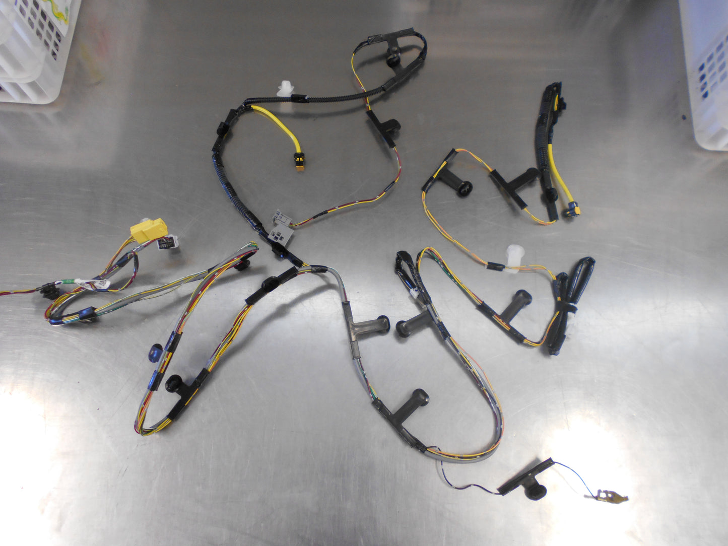 Mitsubishi MN Triton Genuine Roof Wiring Harness New Part