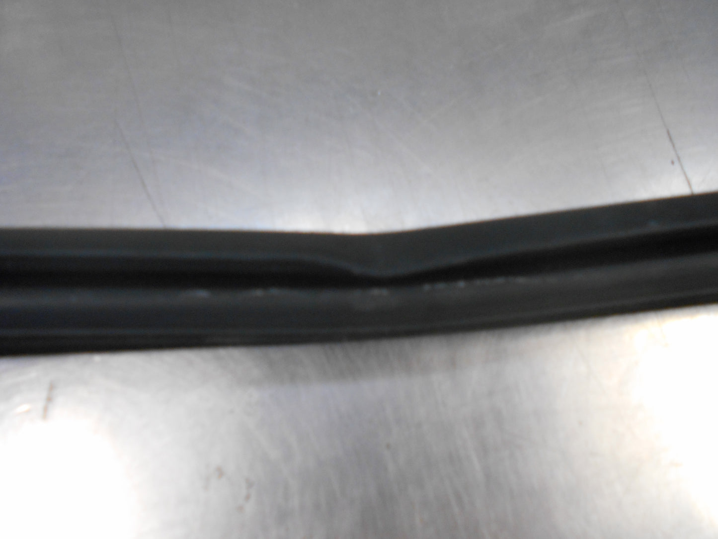 Renault Various Models Genuine Front Right Hand Door Glass Seal New Part
