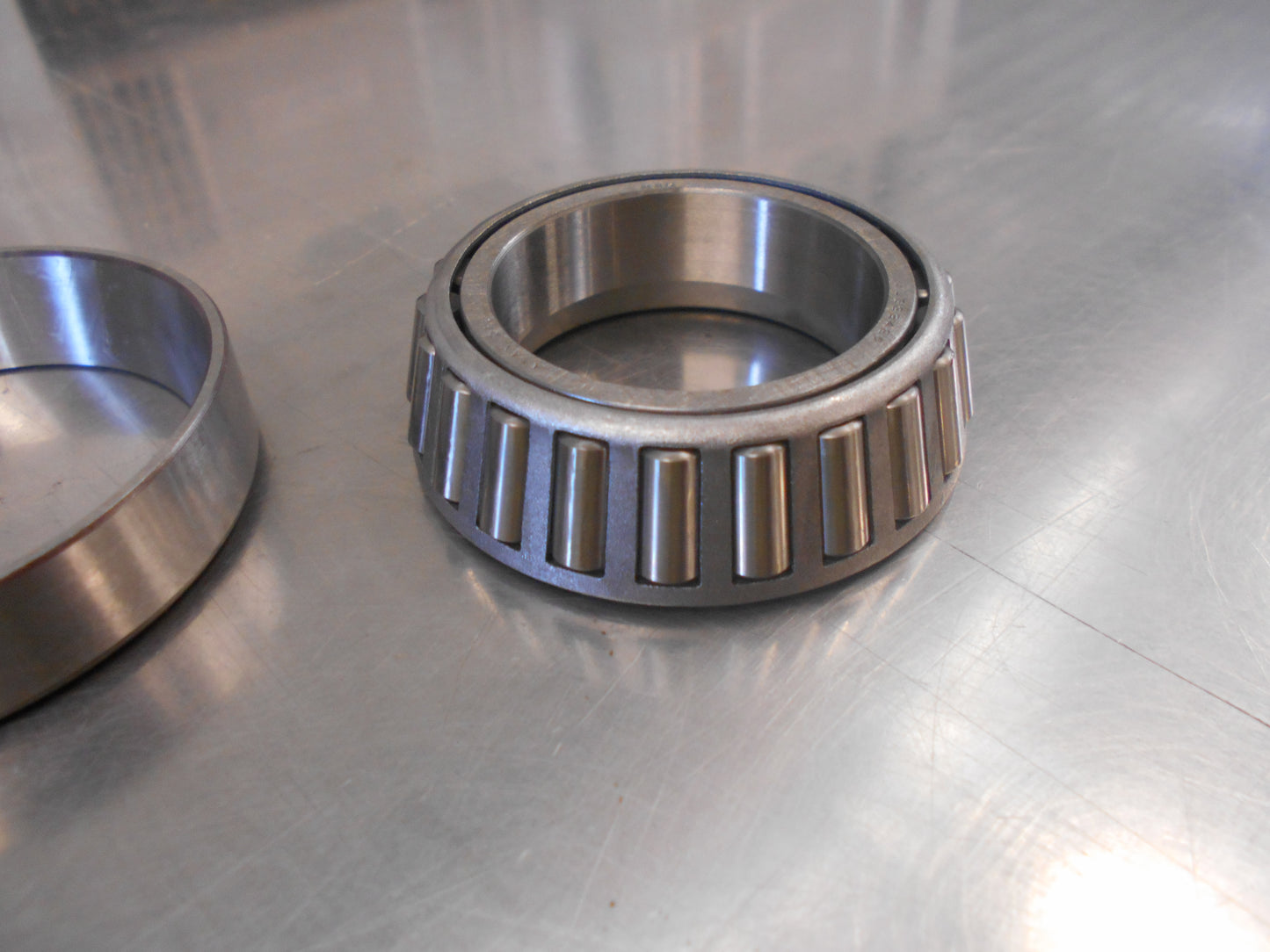 NSK JL69349-A-RG3/310R Tapered Roller Bearing Unknown Models New Part