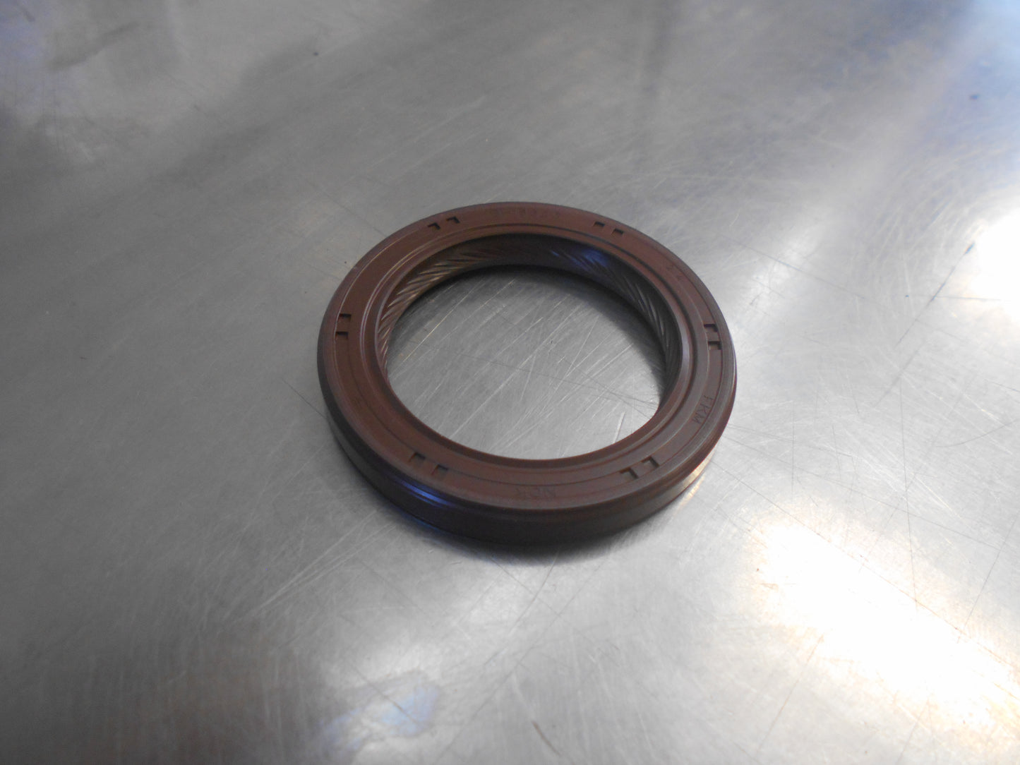 Toyota Various Models Genuine Crackshaft / Camshaft Oil Seal New Part