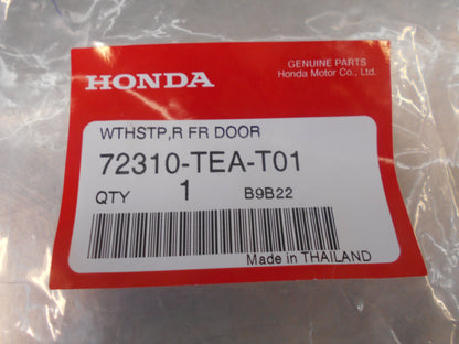 Honda Civic Genuine Front Right Hand Door Weatherstrip New Part
