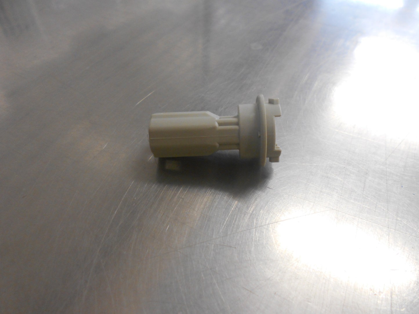 Honda Civic / S2000 Genuine Headlight T10 Bulb Socket New Part
