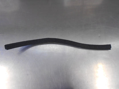 Nissan D40 Navara Genuine Intercooler Foam Seal New Part