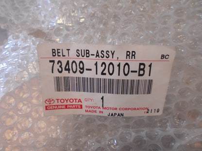 Toyota Corolla Genuine Rear Seat Belt Centre Buckle Pair New Part