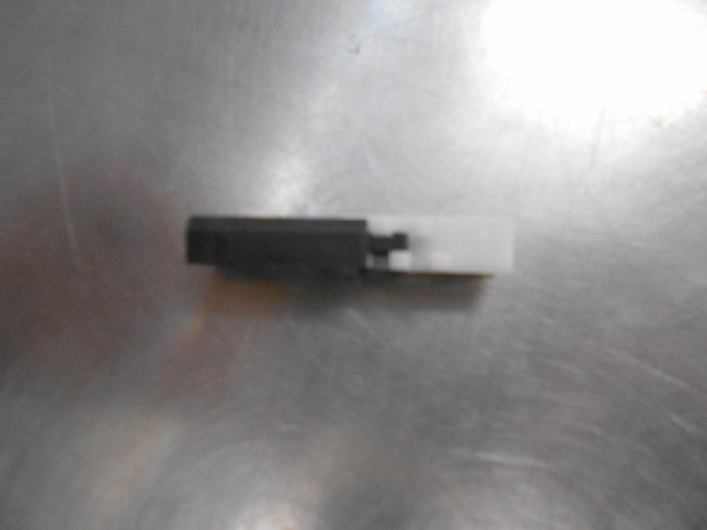 Mercedes-Benz Various Models Genuine Roof Drip Moulding Clip New Part