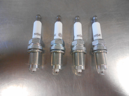 Volkswagen Various Models Genuine Spark Plug Set New Part