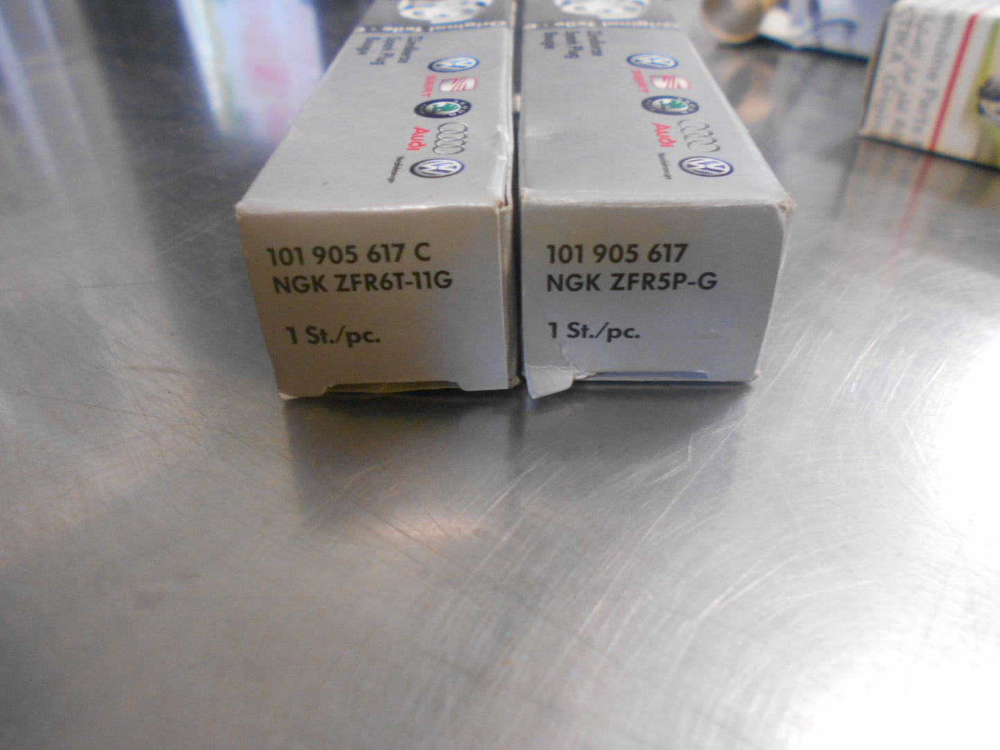 Volkswagen Various Models Genuine Spark Plug Set New Part