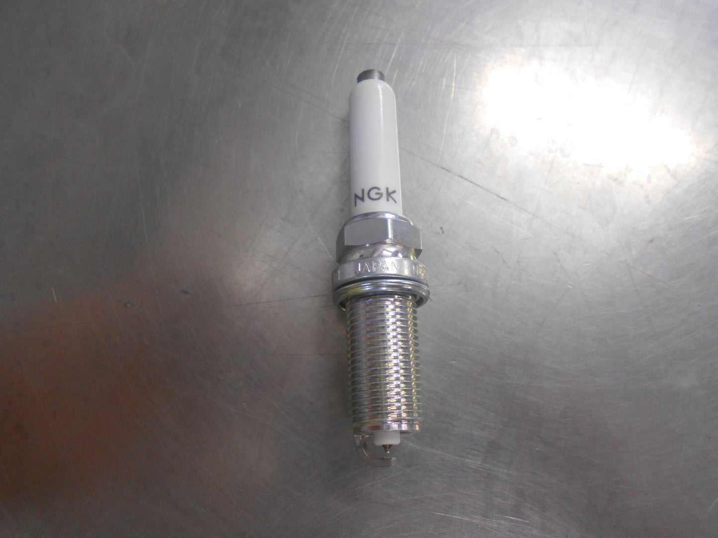 Volkswagen Golf/GTI Genuine Single Spark Plug New Part