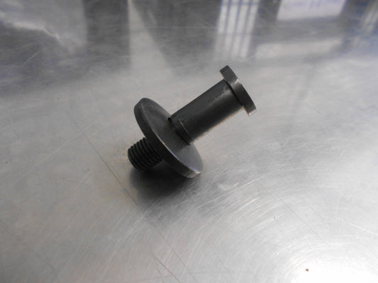 Nissan D40 Navara Genuine Tailgate Stricker Bolt New Part