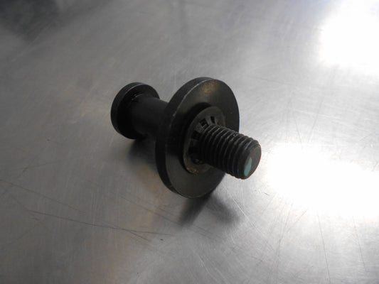Nissan D40 Navara Genuine Tailgate Stricker Bolt New Part