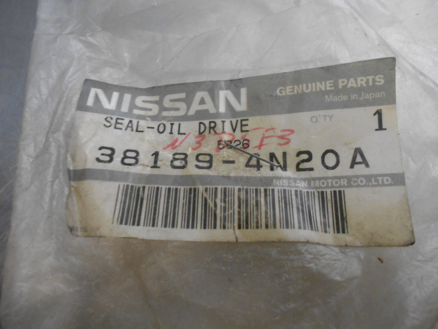 Nissan Murano / Rogue Genuine Output Shaft Oil Seal New Part