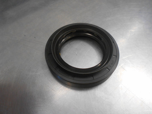 Land Rover Various Models Genuine Output Shaft Oil Seal New Part
